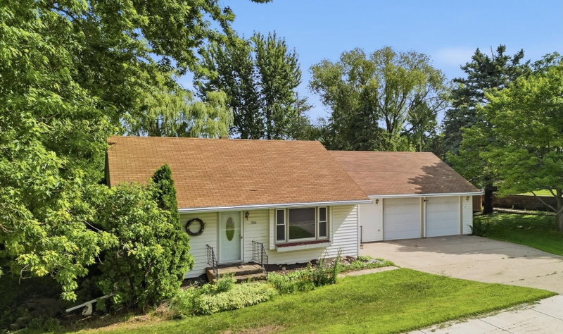 316 Silver Street W - Photo 27