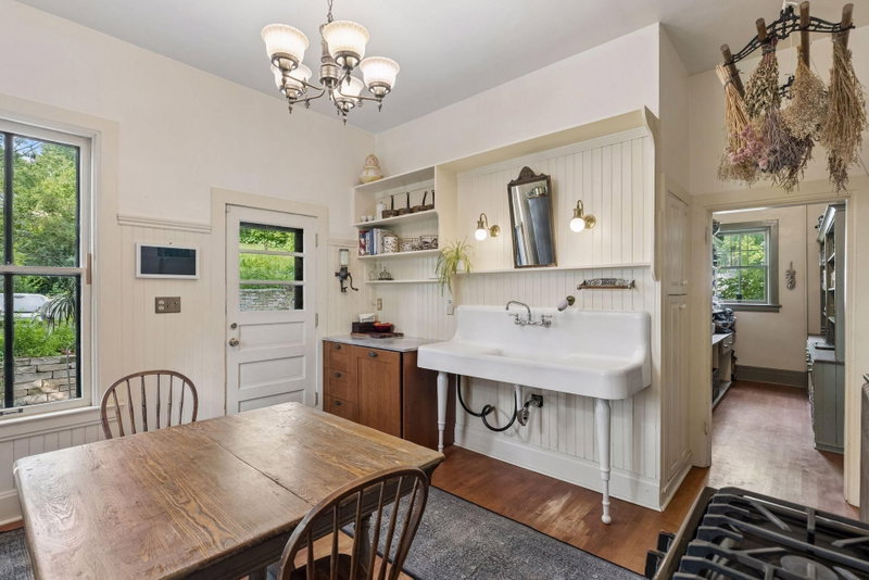 223 Walnut Street - Photo 40