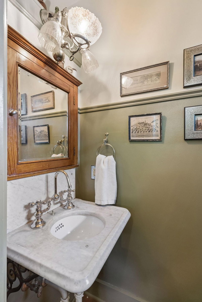 223 Walnut Street - Photo 51