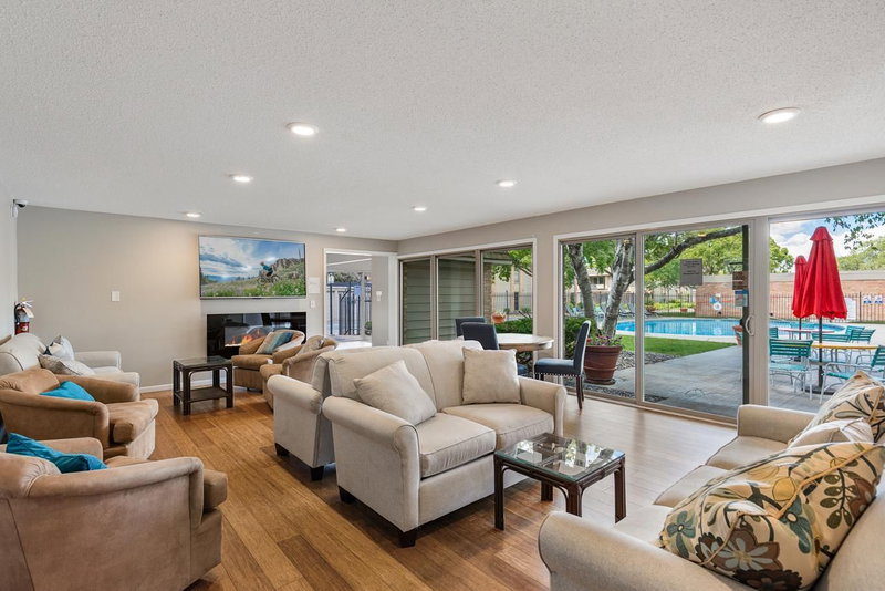 6328 Barrie Road #3K - Photo 14