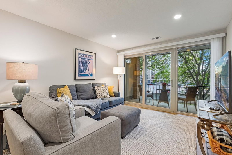 6328 Barrie Road #3K - Photo 7