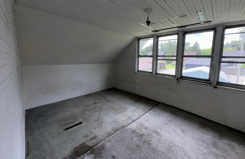3642 Van Buren Street NE - Photo 9