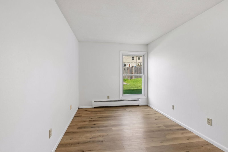 911 7th Street S #3 - Photo 17