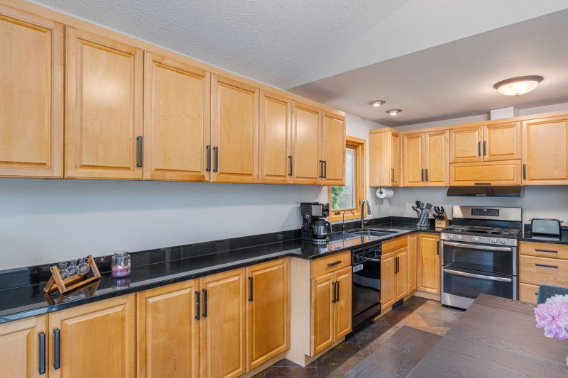 2840 Mayflower Avenue - Photo 12