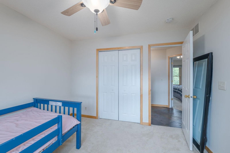 2840 Mayflower Avenue - Photo 22