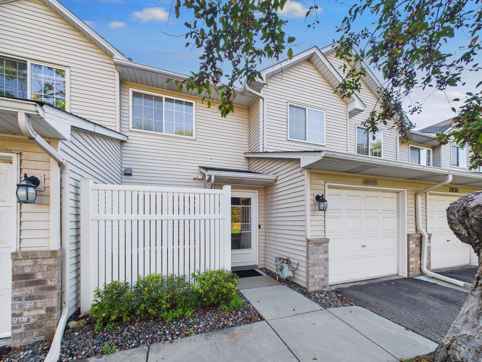 1853 Riverwood Drive #4