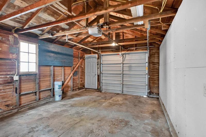 1408 Elm Street - Photo 39