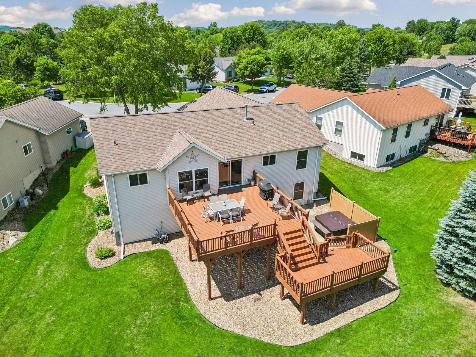 152 Sylla Street