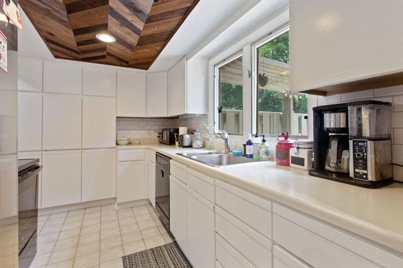 58 Walden Street - Photo 3