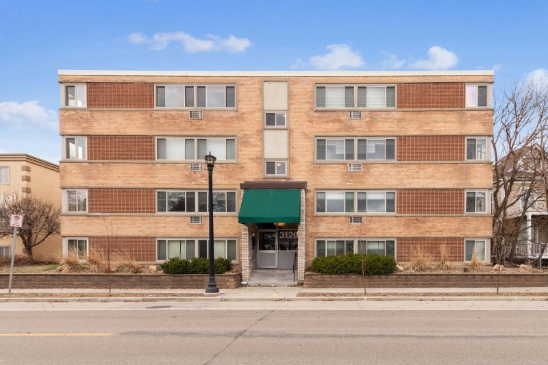 3120 Hennepin Avenue #103