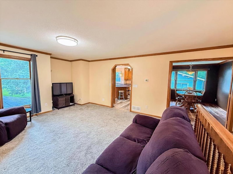 336 9 1/2 Street N - Photo 11