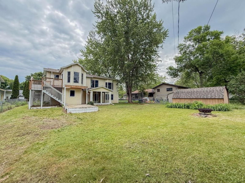 336 9 1/2 Street N - Photo 3