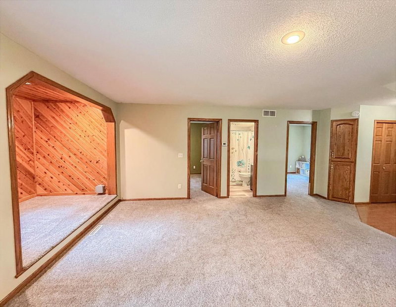 336 9 1/2 Street N - Photo 35