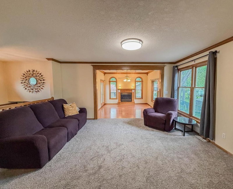 336 9 1/2 Street N - Photo 5