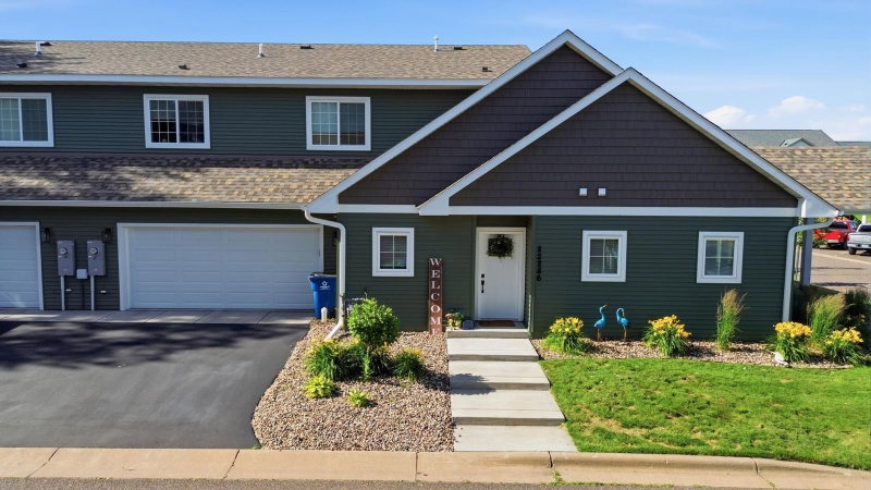 22294 Lilac Way - Photo 2