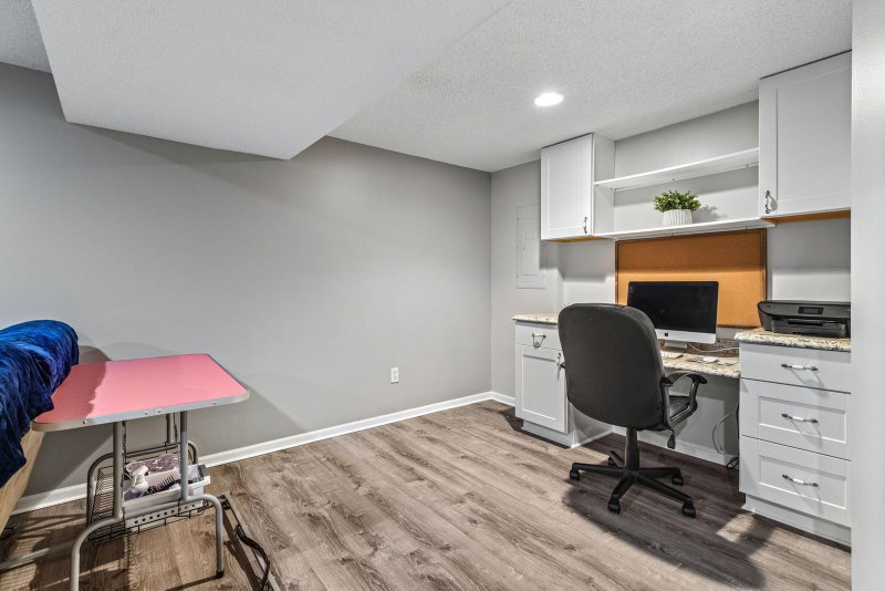 13994 Holyoke Court - Photo 17