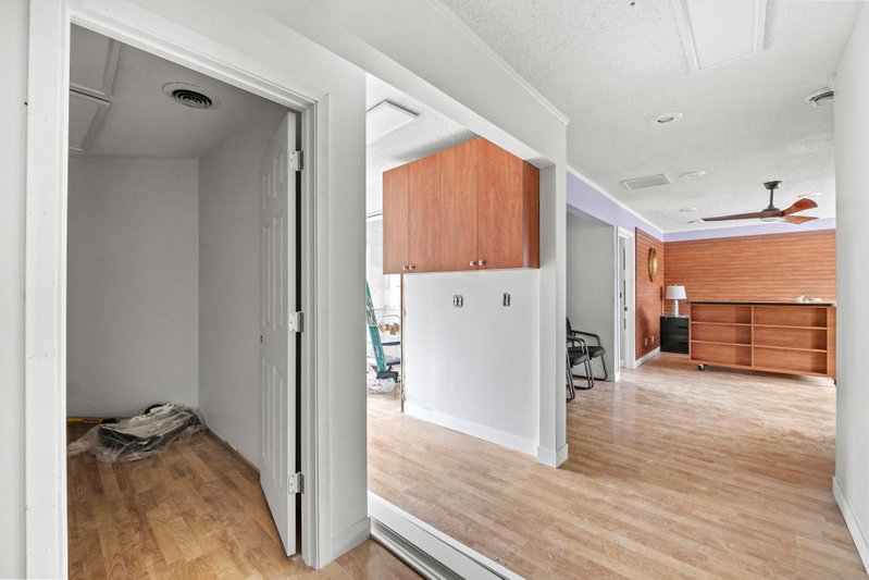 721 E River Road - Photo 12