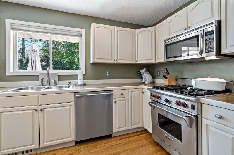 6017 Birchcrest Drive - Photo 8