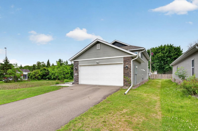 7389 Degrio Way - Photo 22