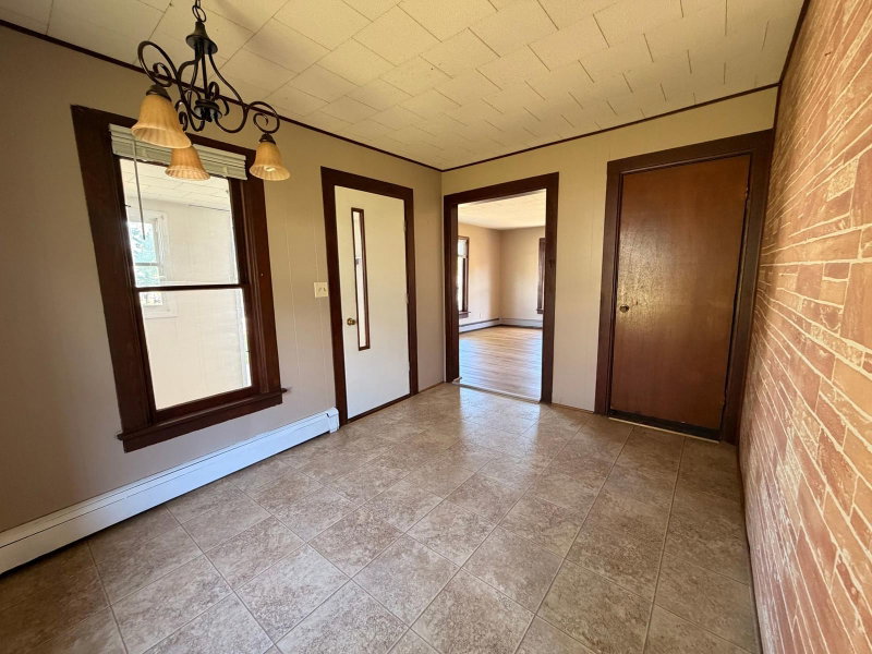 309 Pleasant Street NE - Photo 14