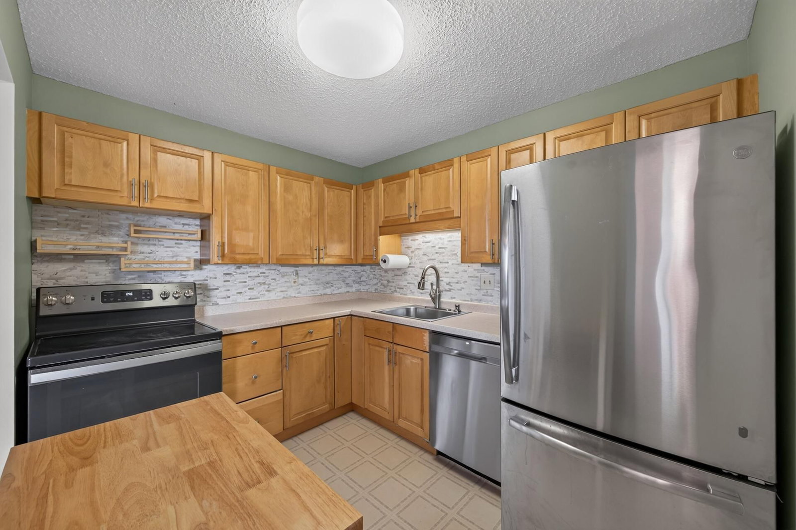 78 10th Street E #1909