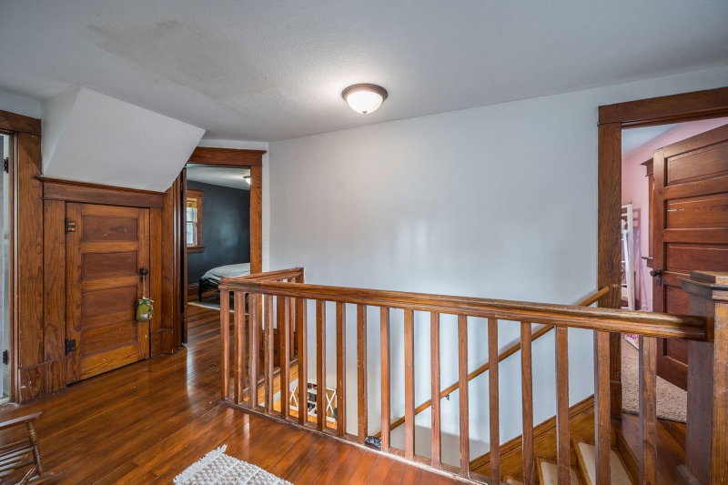 503 Central Avenue S - Photo 37