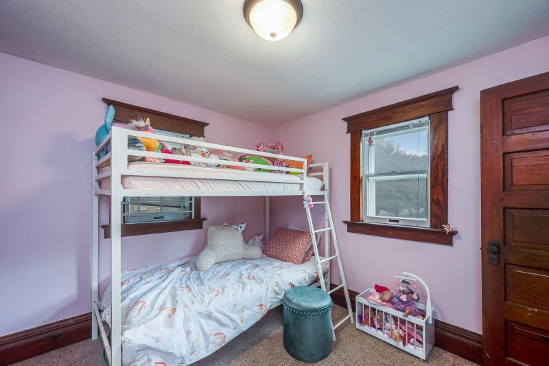 503 Central Avenue S - Photo 39