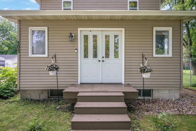 503 Central Avenue S - Photo 6