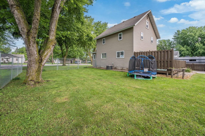 503 Central Avenue S - Photo 7