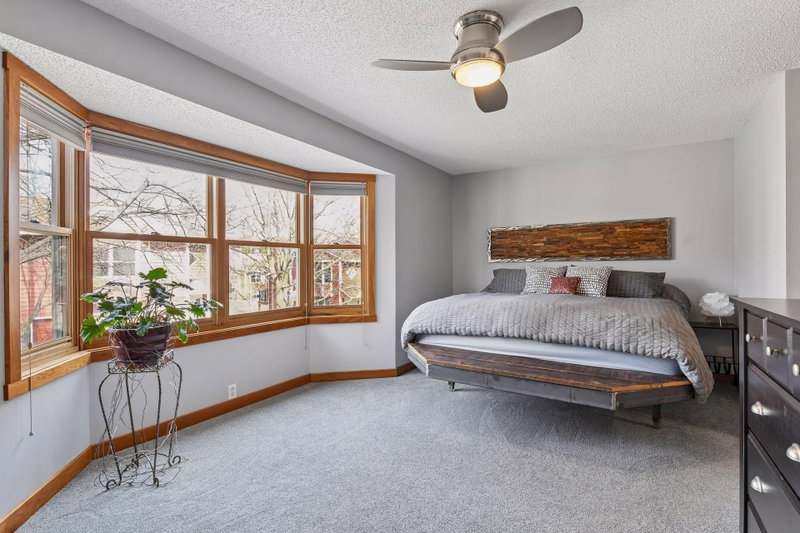 3433 Saint Louis Avenue - Photo 16