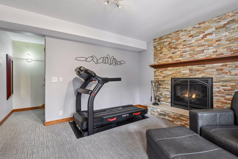 3433 Saint Louis Avenue - Photo 27
