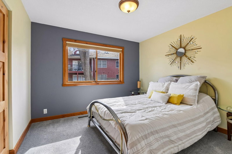 3433 Saint Louis Avenue - Photo 29