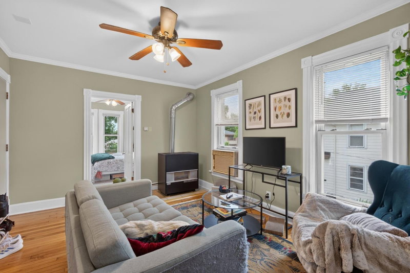 444-446 Madison Street NE - Photo 17