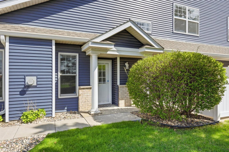 401 Hickory Lane N - Photo 21
