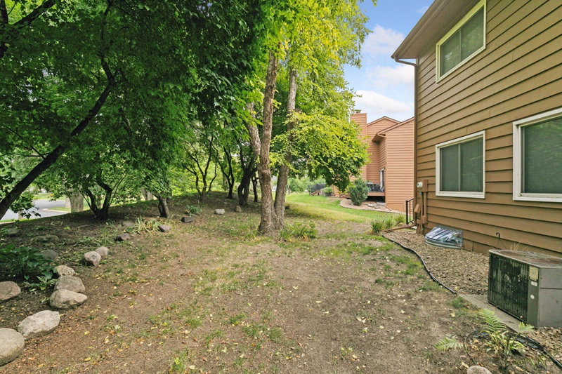 1603 Raindrop Drive - Photo 32