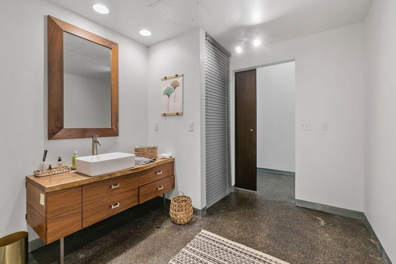 700 Washington Avenue N #212 - Photo 18