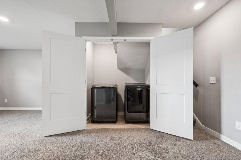 11232 Pierce Street NE - Photo 22
