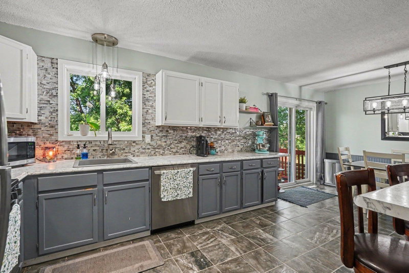 8166 Janero Avenue S - Photo 8