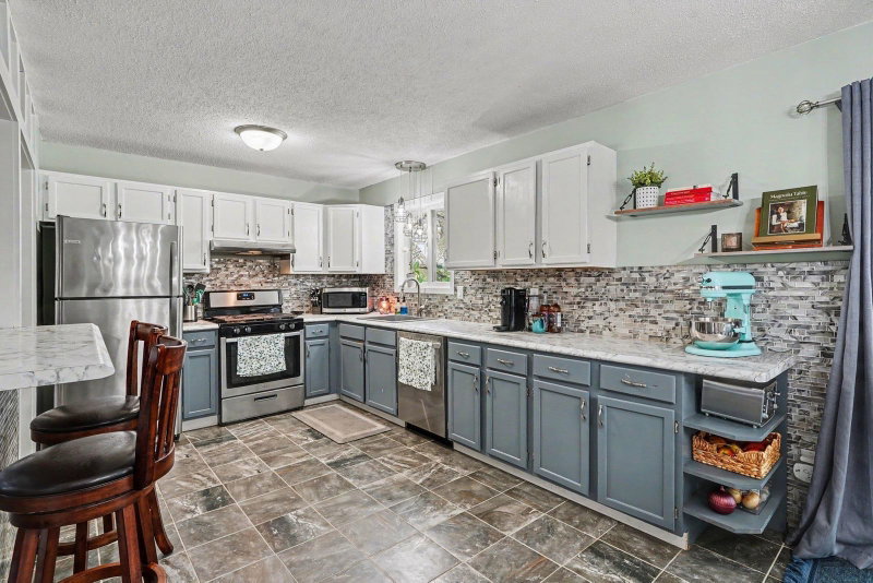 8166 Janero Avenue S - Photo 9