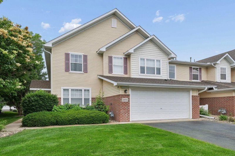 5375 172nd Street W #2001