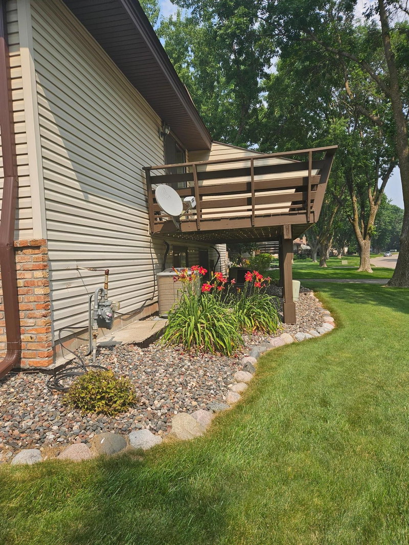 3900 Brookdale Circle N - Photo 6