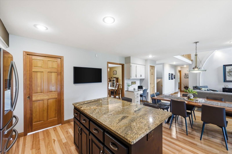 9743 Wellington Lane - Photo 39