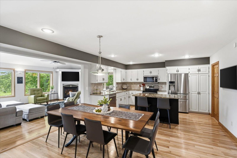 9743 Wellington Lane - Photo 40