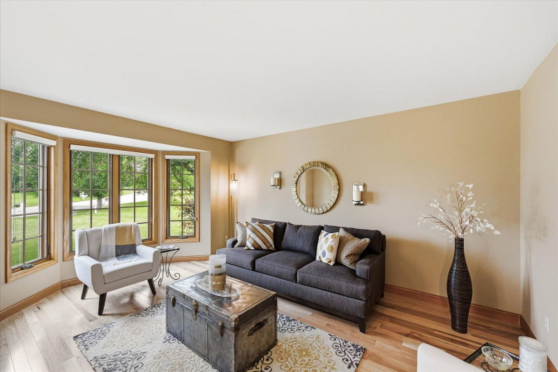 9743 Wellington Lane - Photo 10