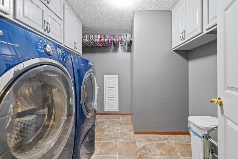 2061 Winterberry Lane - Photo 26