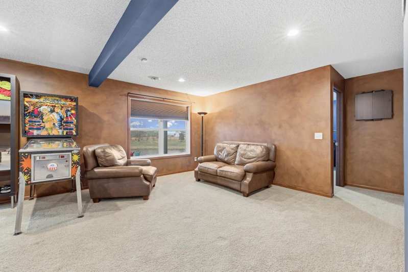 2061 Winterberry Lane - Photo 38
