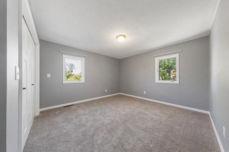 108 1st Avenue NW - Photo 29