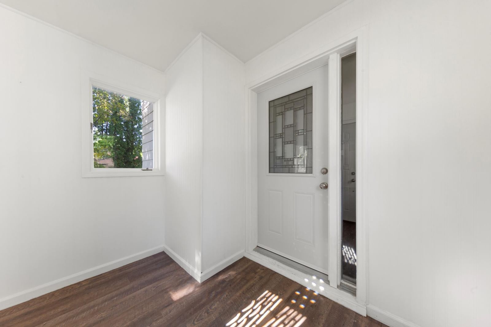 108 1st Avenue NW