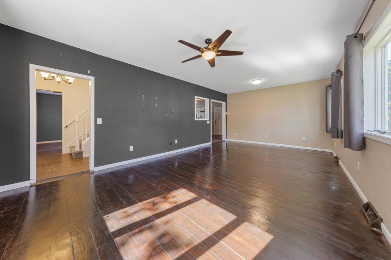 108 1st Avenue NW - Photo 8