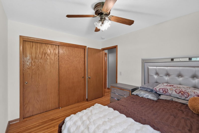 6911 E River Road NE - Photo 14